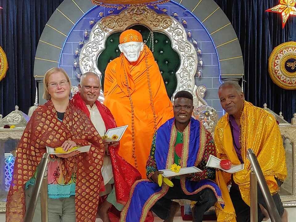 Ashok with Swan Kirtan Ashok with Swan Kirtan
